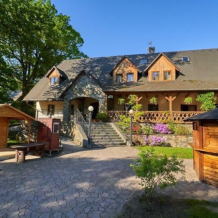 Pension Restaurant Bobrovnik Ліпова Лазнє Екстер'єр фото